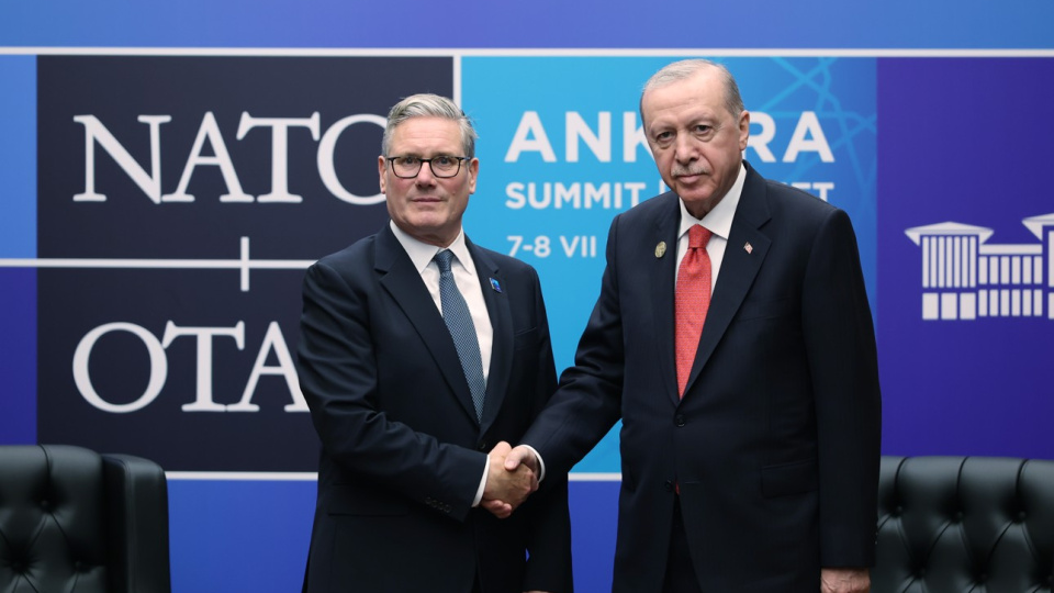 Erdoğan, Starmer ile görüştü
