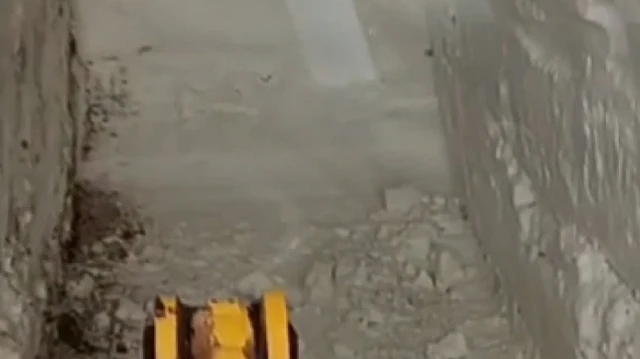 Haziran ayında kış mesaisi: Bingöl’de ekipler kar tünelleri açıyor