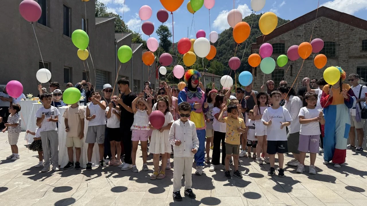 Lösemiyi nakavt etti: Balonlar bu kez minik Ediz için uçuruldu