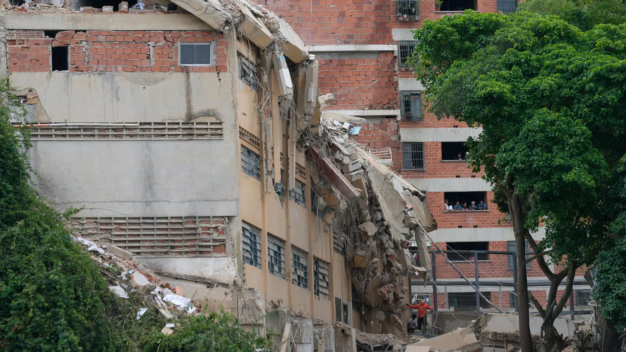 Venezuela'da acı tablo! On binlerce insan evsiz kaldı, ölü sayısı 3 bine dayandı