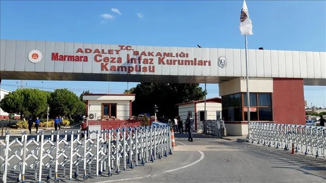 'Yolsuzluk' davasında görüntü ve ses kaydı alanlara soruşturma