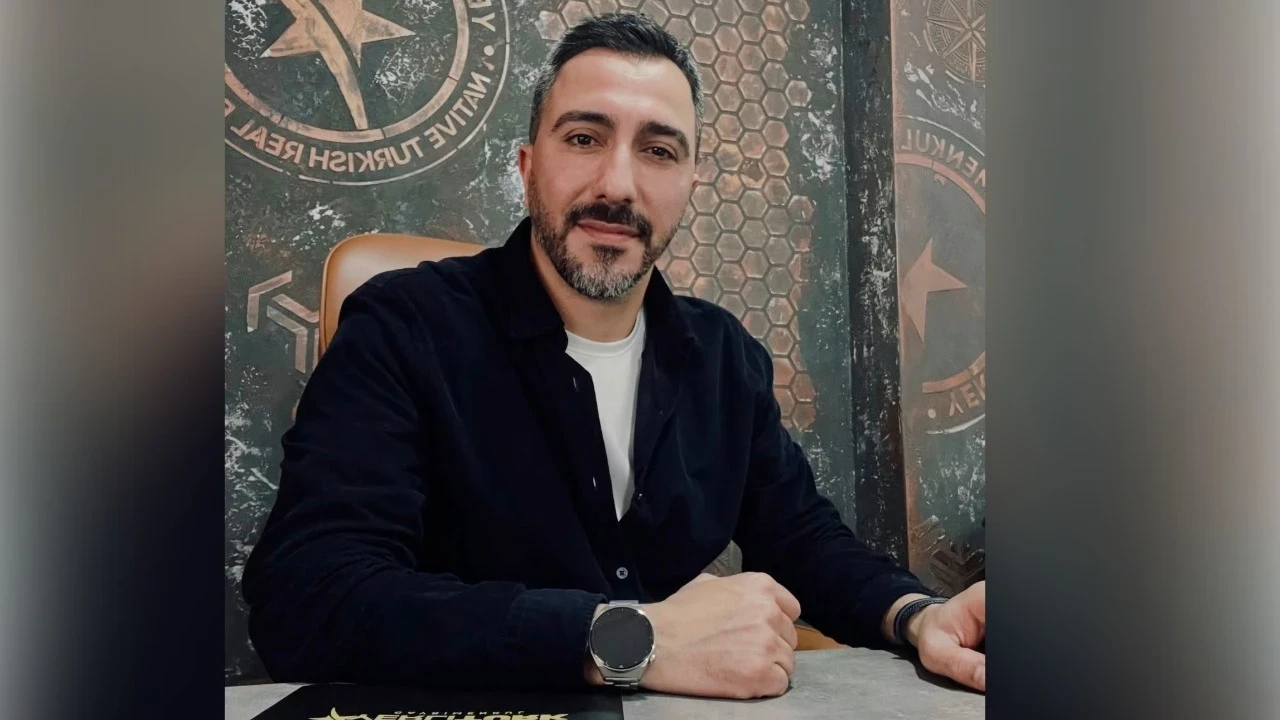 Emlakçıyı öldürüp yaşamına son verdi