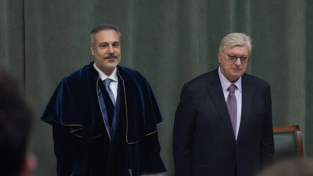 Rusya'dan Bakan Fidan'a fahri doktora! Ankara-Moskova mesajı: Kriz çözümünde kritik rol oynuyor