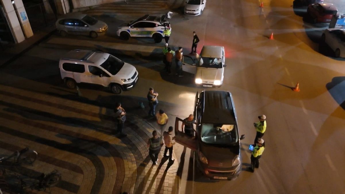 Bursa'da asayiş denetlemesinde aranan 4 şüpheli yakalandı