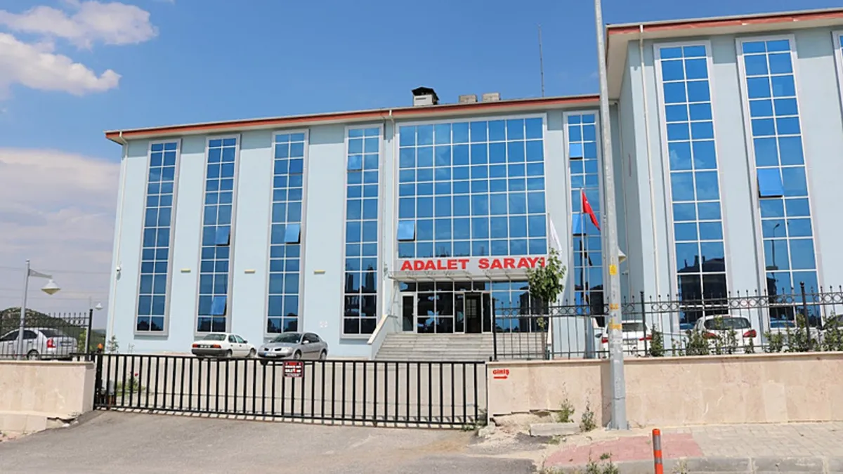 Yurt dışına kaçmak isteyen FETÖ/PDY şüphelileri yakalandı
