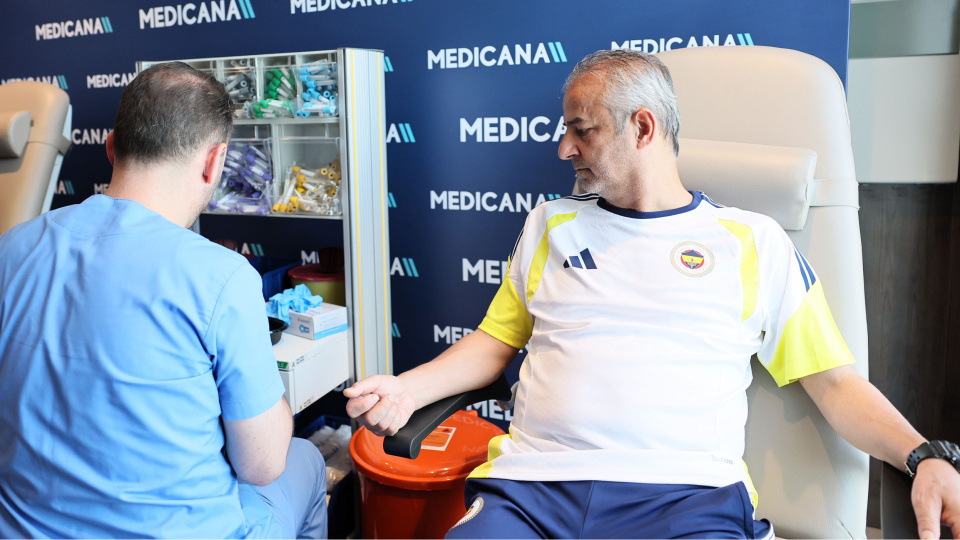 Fenerbahçe'de sağlık kontrolleri başladı