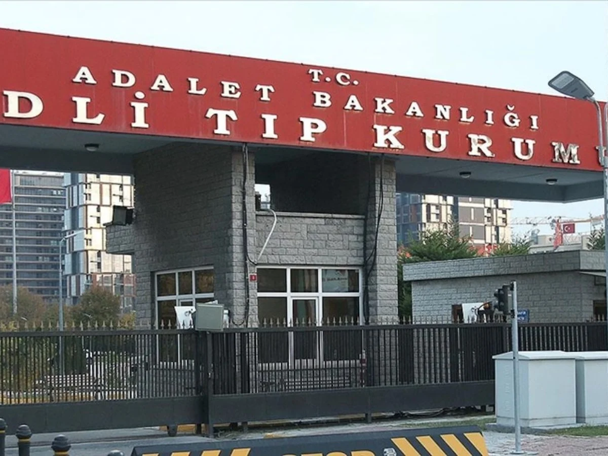 Test sonuçları pozitif çıktı: Mabel Matiz, Volkan Bahçekapılı, Yağmur Ünal...