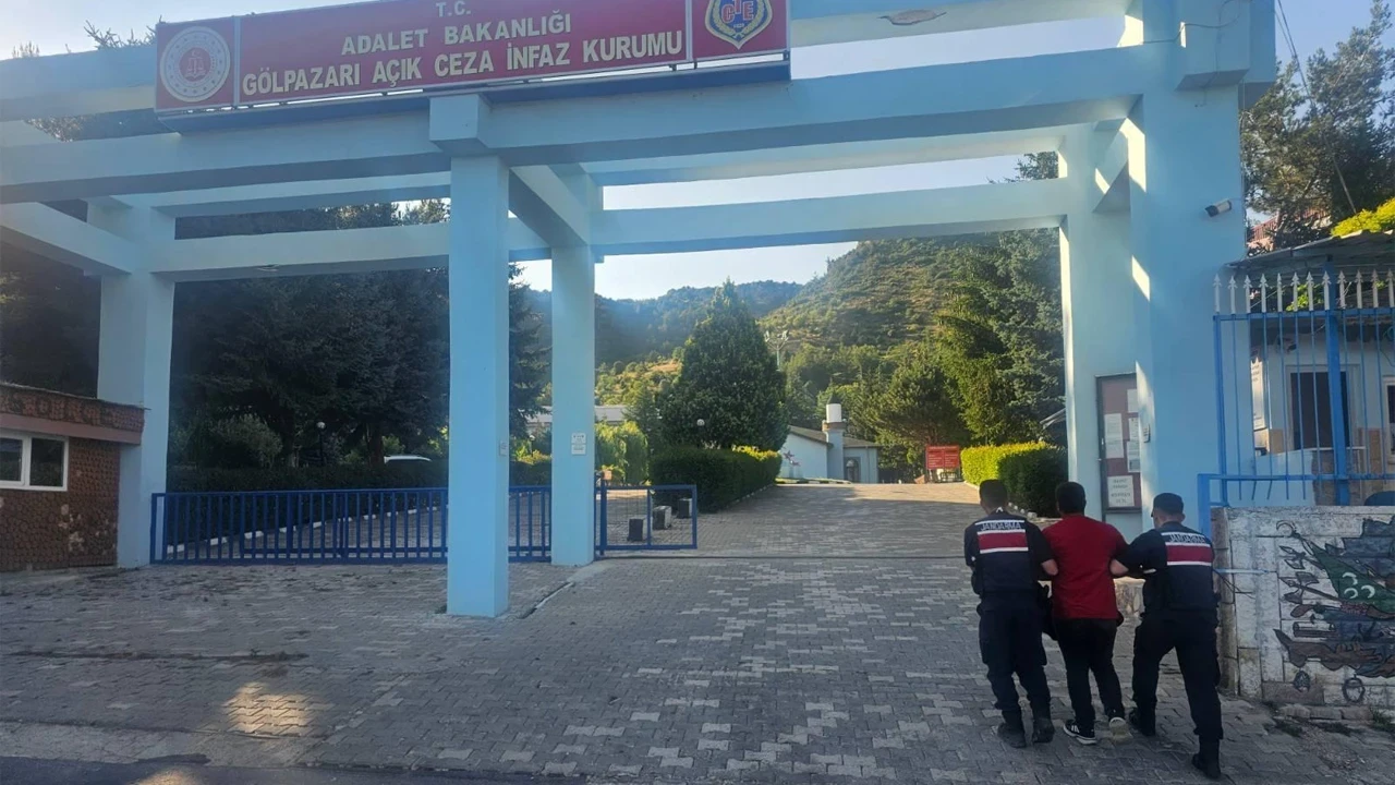 Bilecik’te Askeri Ceza Kanununa Muhalefet suçundan hapis cezası olan şahıs yakalandı