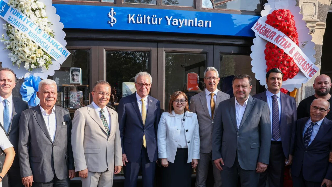 İş Bankası Kültür Yayınları'nın 31. kitabevi Gaziantep'te açıldı