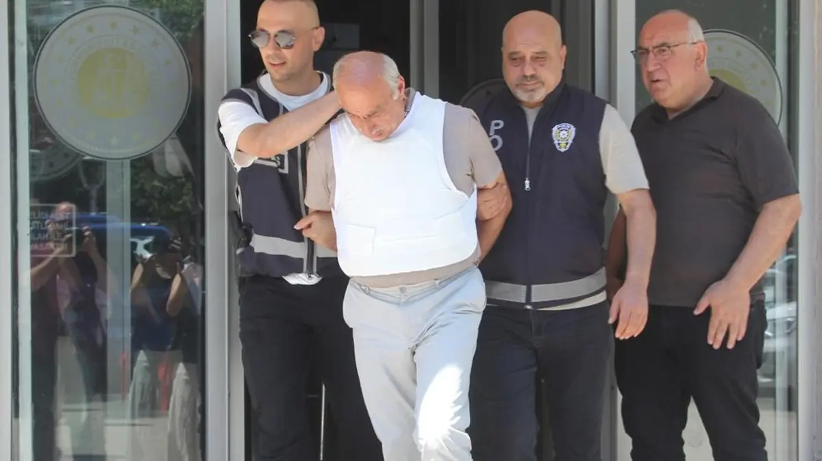 "Arazi" kavgası vahşete dönüştü: Ağabeyini, yengesini ve yeğenini katletti