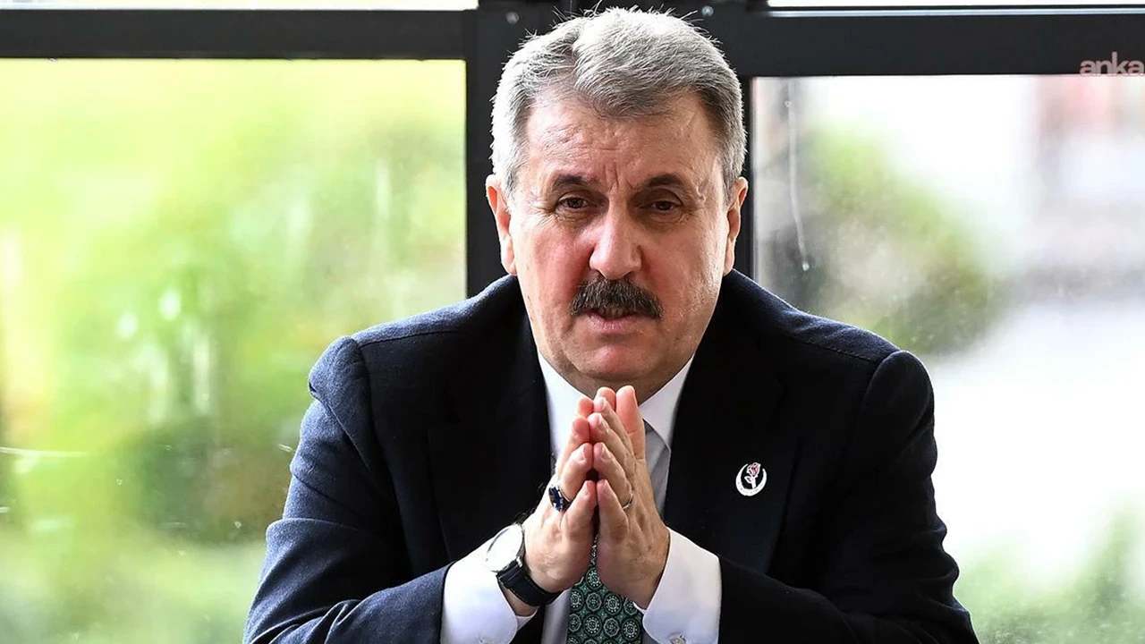 Mustafa Destici’den A Milli Takım’a Avustralya maçı öncesi başarı mesajı