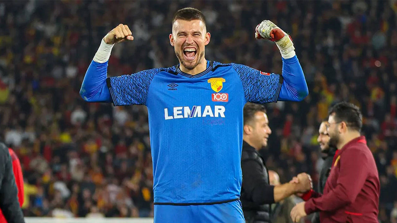 Göztepe'nin kalecisi Mateusz Lis, Lech Poznan'a transfer oldu
