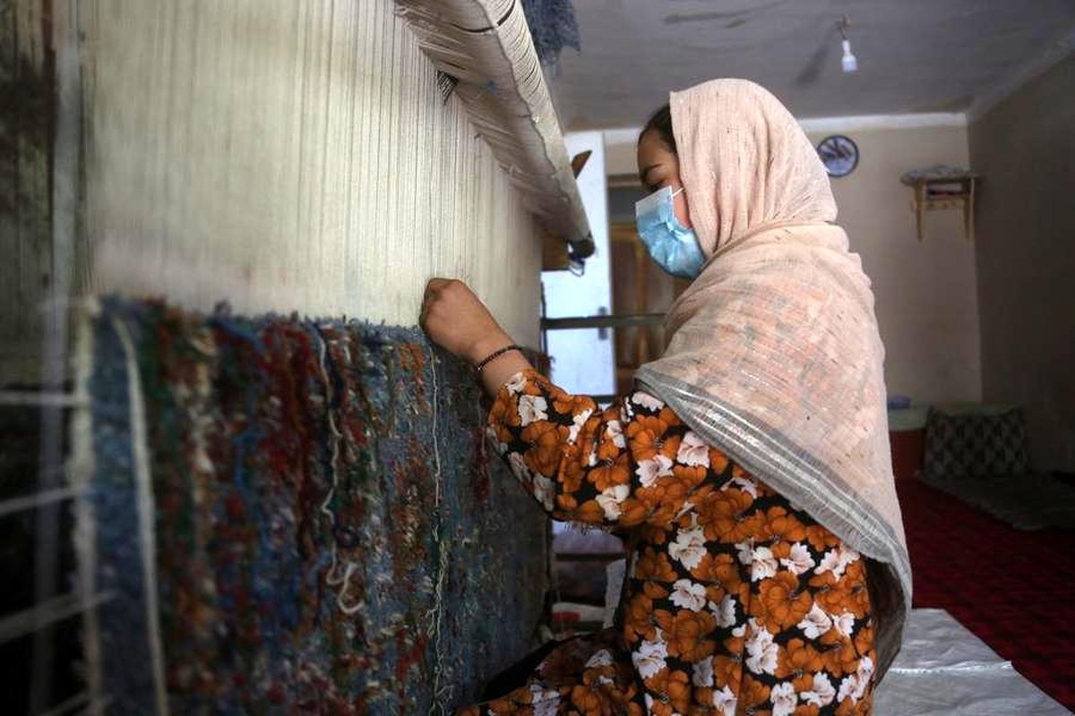 Afganistan'ın El Dokuması Halıları 37 Ülkeye İhraç Ediliyor