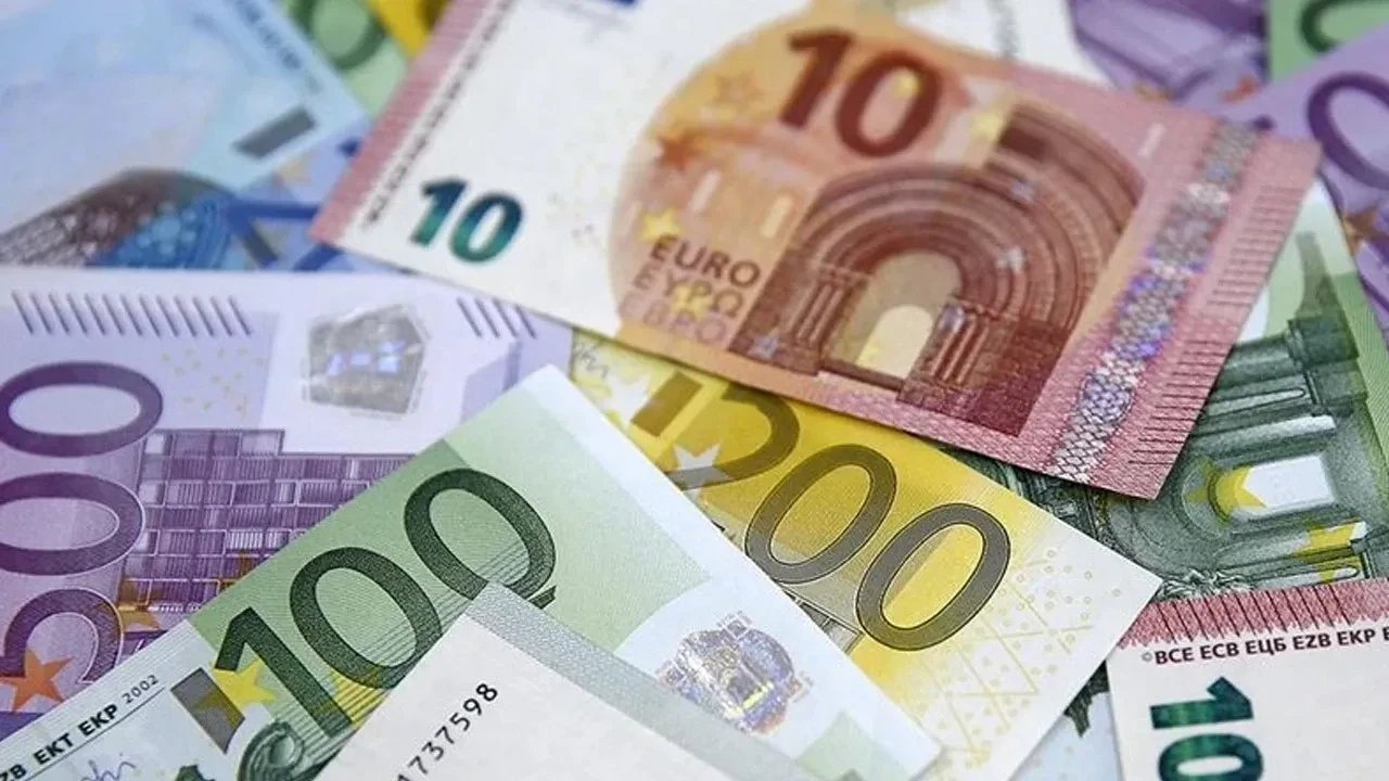 Macaristan euroya geçme için düğmeye bastı