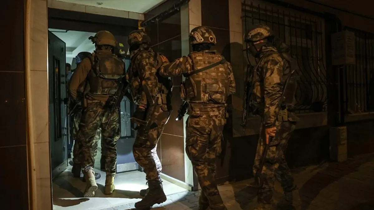 İstanbul'da terör örgütü DEAŞ'a operasyon! 15 şüpheli yakalandı