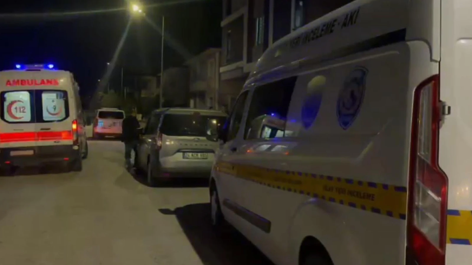 Boşandığı kadın ile yanındaki kişiyi pompalı tüfekle öldürdü