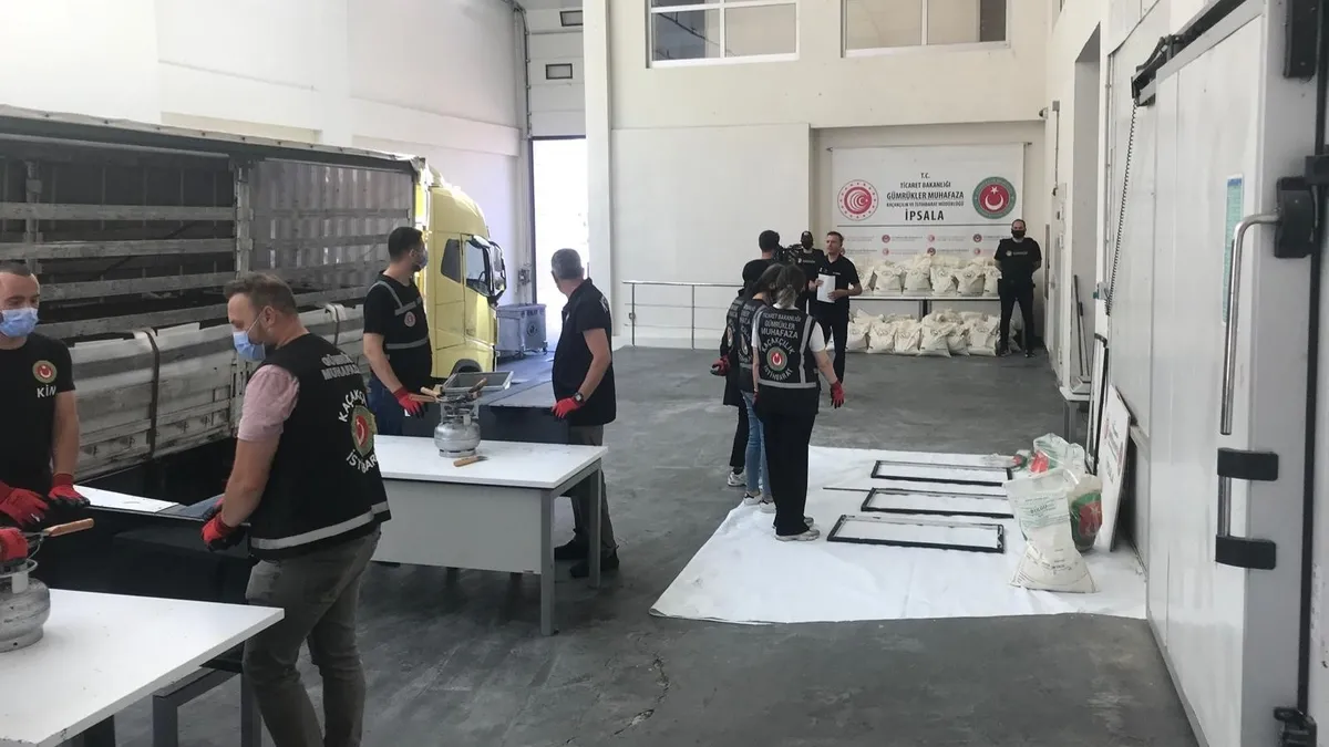 Sınırda dev uyuşturucu vurgunu çökertildi!