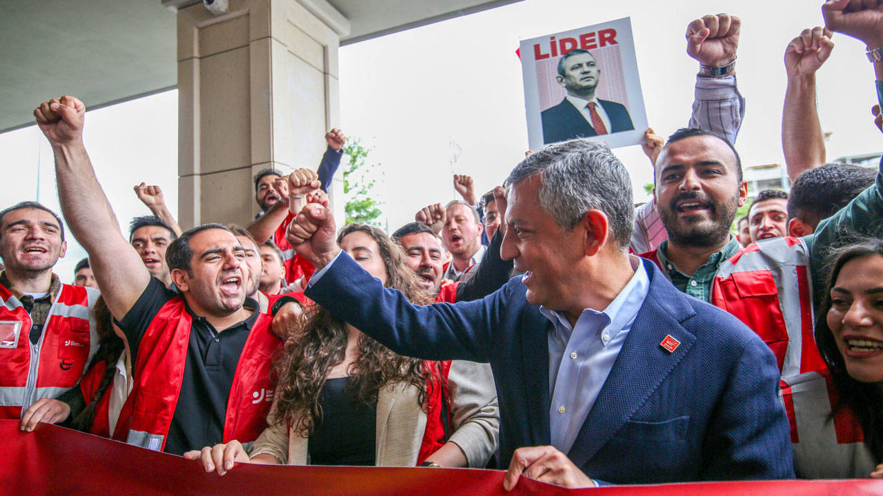 Özgür Özel'den olağanüstü kurultay için yeni hamle