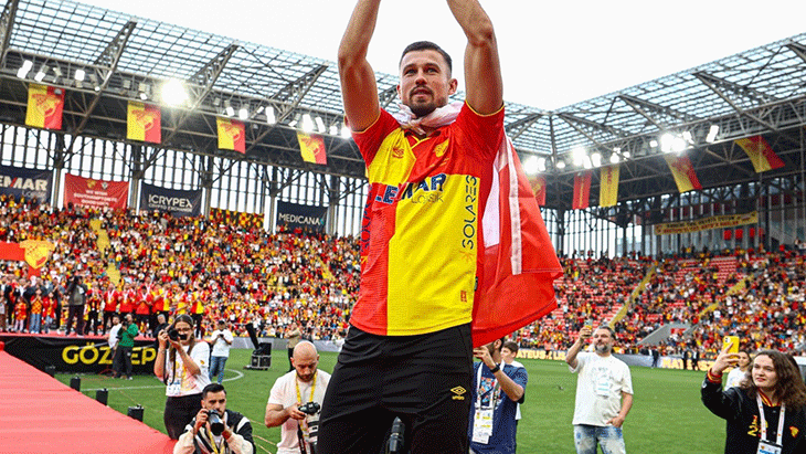 Göztepe'de Mateusz Lis, Lech Poznan yolcusu