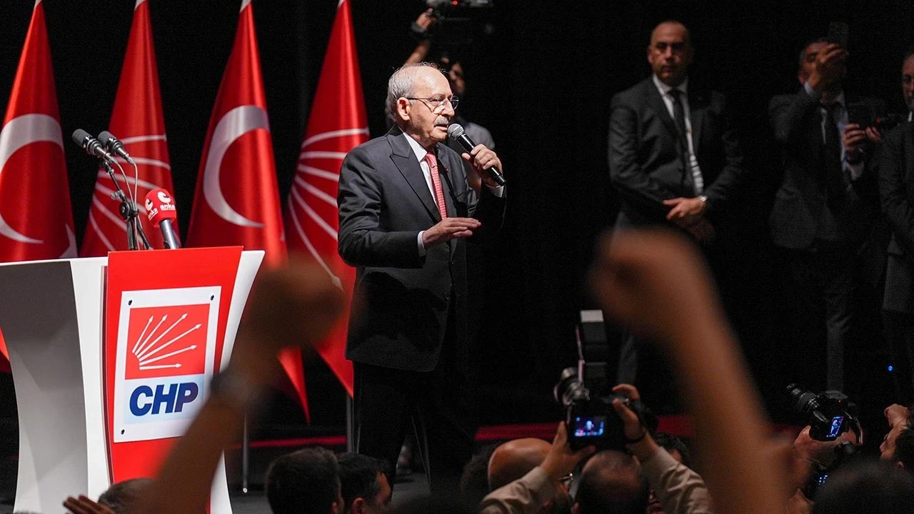 Kılıçdaroğlu'nun masasındaki anket ortaya çıktı: İşte CHP'nin oy oranı