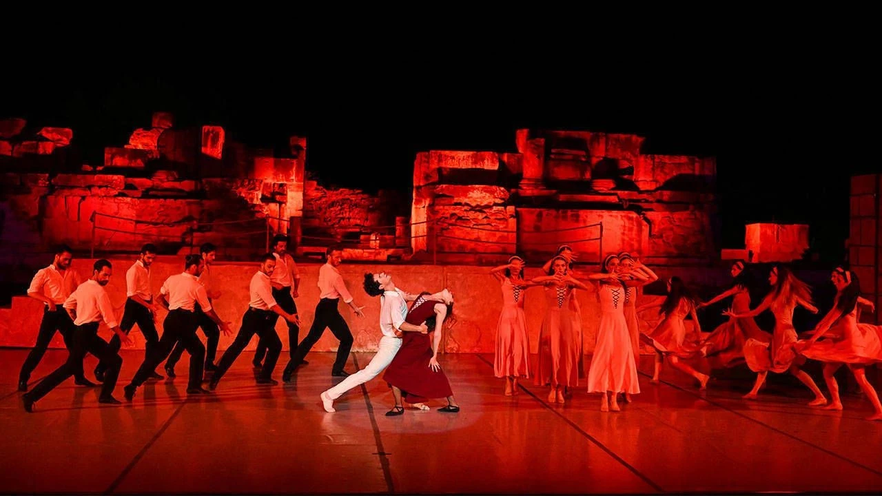 Efes Antik Tiyatro’da "Zorba" rüzgarı