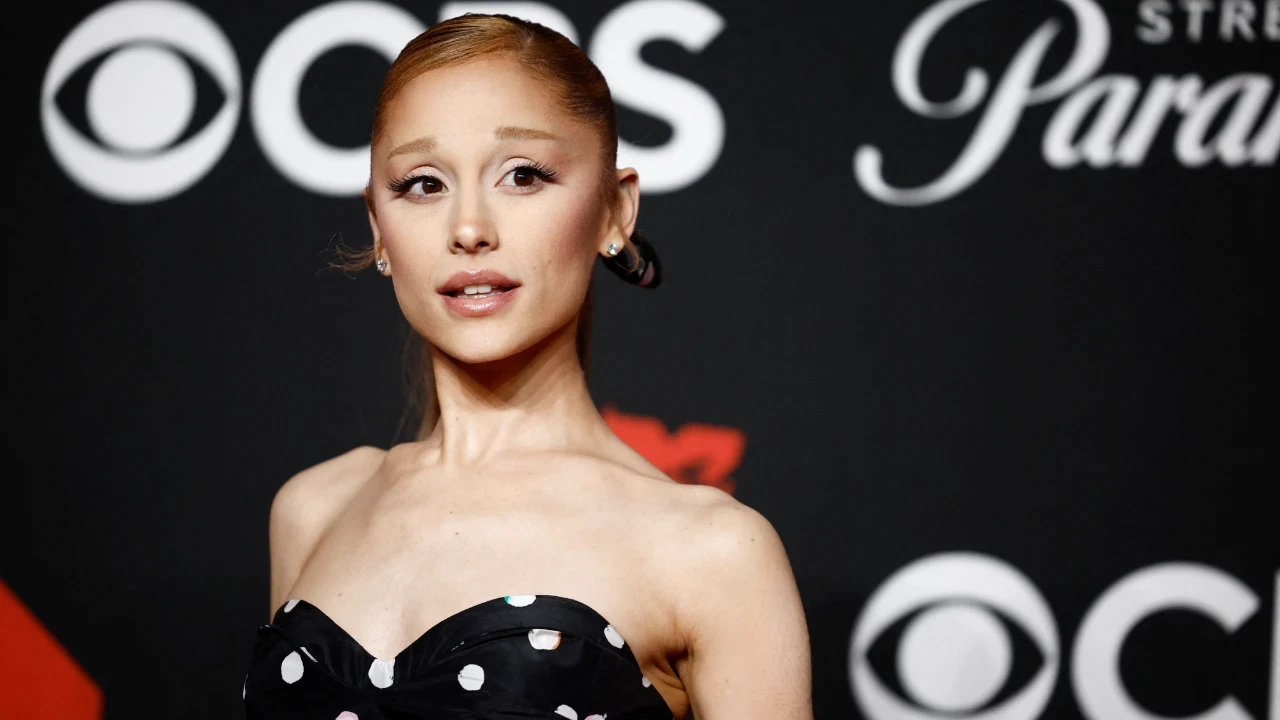 Ünlü şarkıcıdan veto: Müziğimi insanlık dışı politikalar için kullanmayın