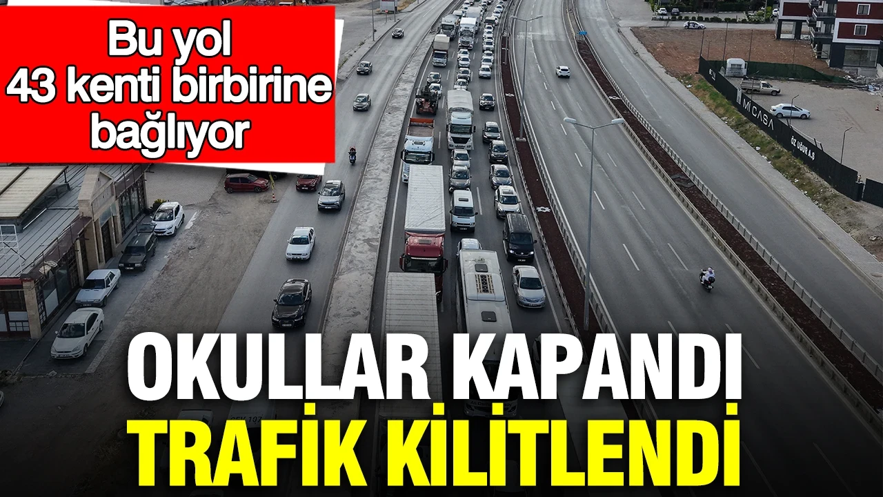 Bu yol 43 ili birbirine bağlıyor: Okullar kapandı, trafik kilitlendi