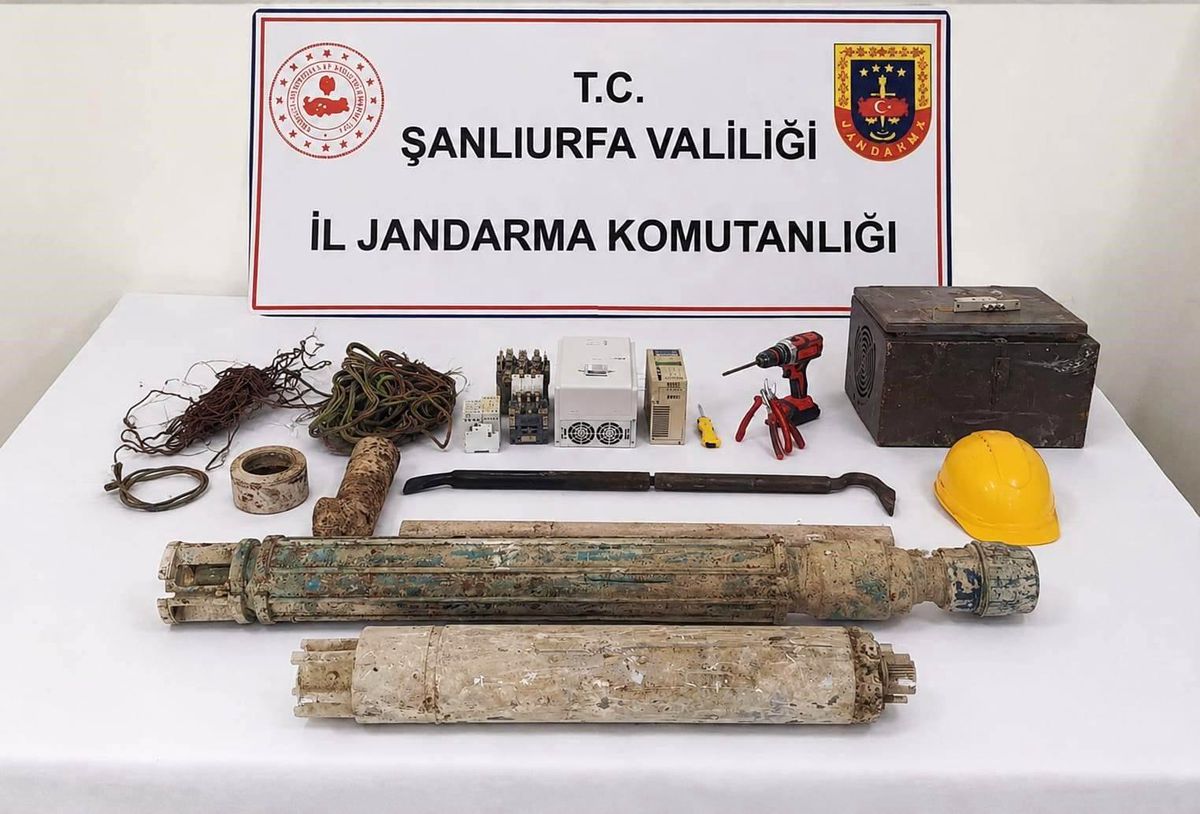 Dalgıç pompası hırsızları yakalandı
