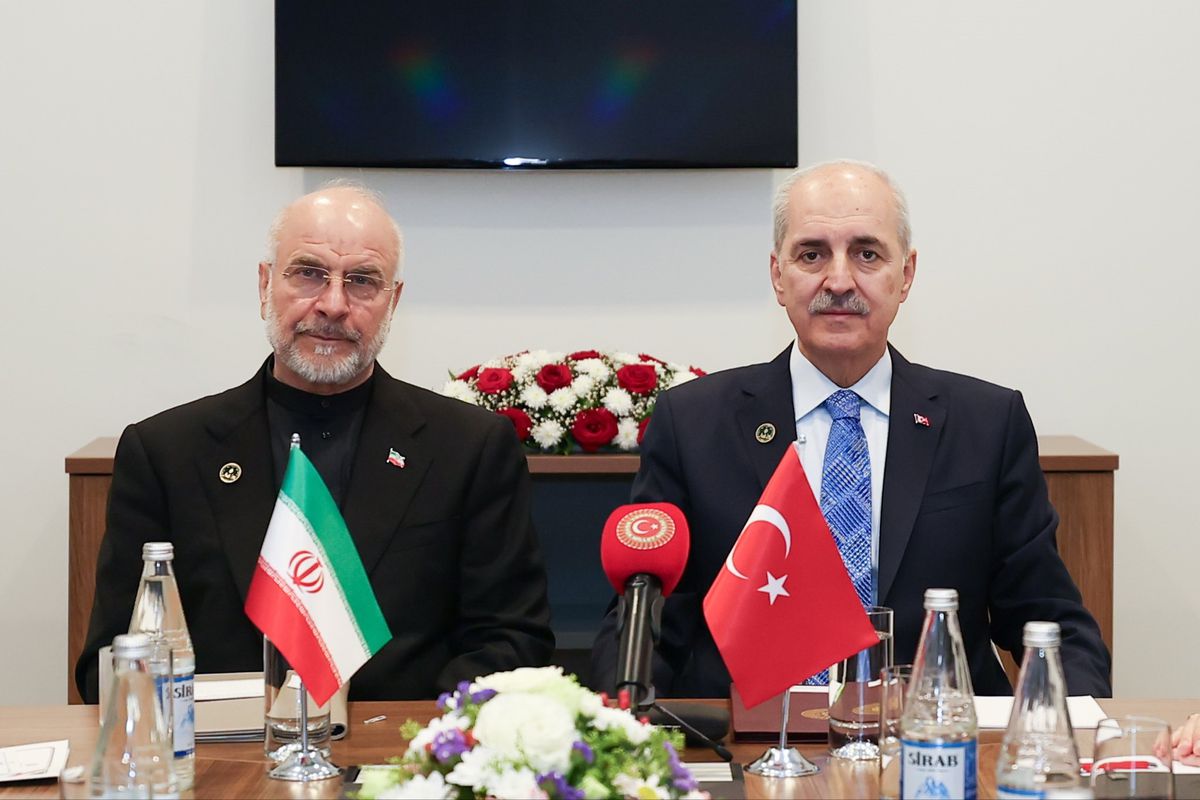 TBMM Başkanı Kurtulmuş, İran Meclis Başkanı Kalibaf ile görüştü