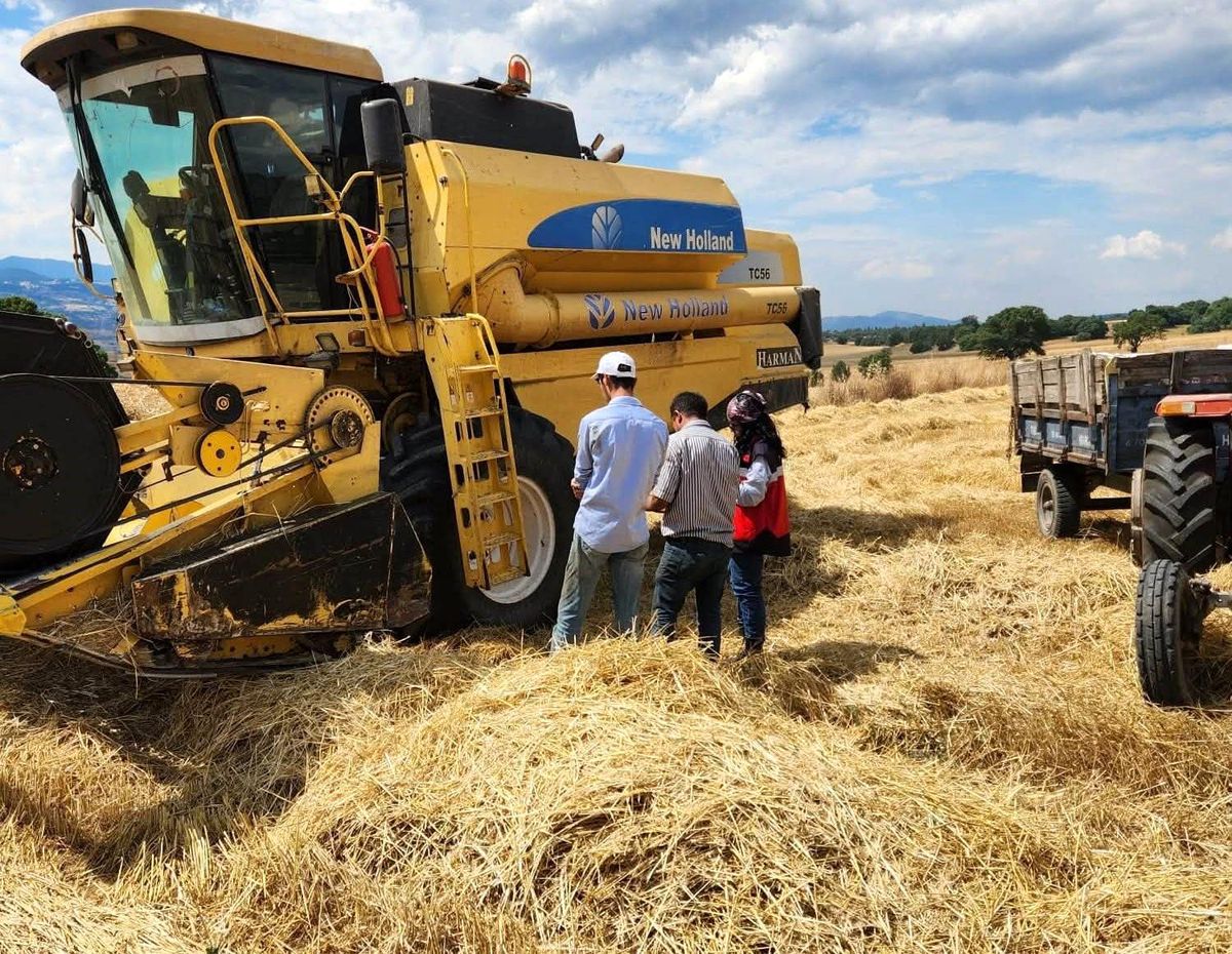 Hisarcık'ta biçerdöver kontrolleri sürüyor