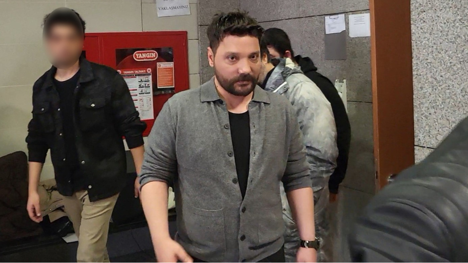 Oğuzhan Uğur gözaltına alındı