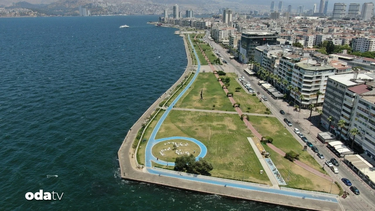 Sıcaklar İzmirlileri eve kapattı