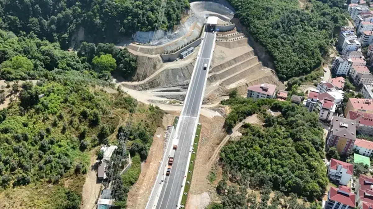 Yalova-Armutlu yolu açılıyor! Yolculuk süresi yarıya düştü