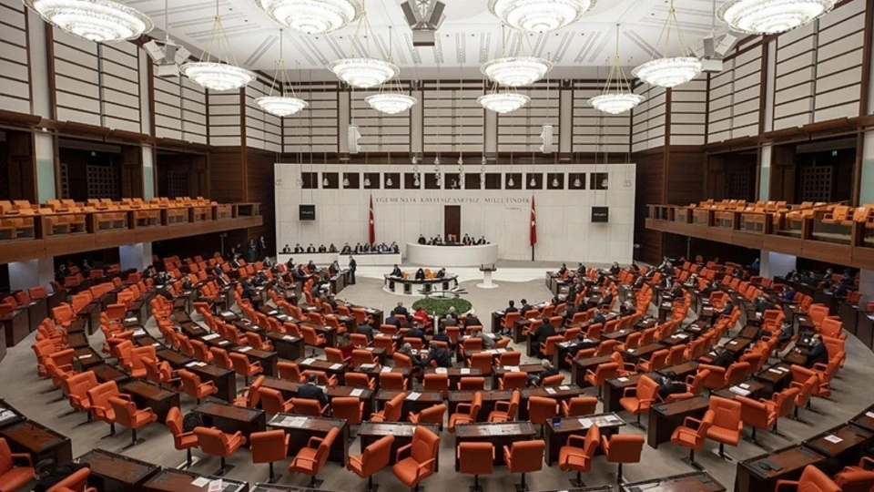 TBMM’nin çalışma süresi uzatıldı: Meclis yaz tatiline girmeden çalışmaya devam edecek | GÜNDEM HABERLERİ