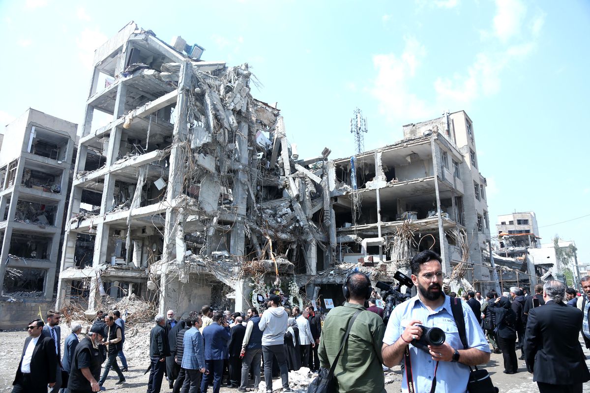 Abd: İran'da 140 Hedef Vuruldu, Saldırıların 3. Dalgası Tamamlandı