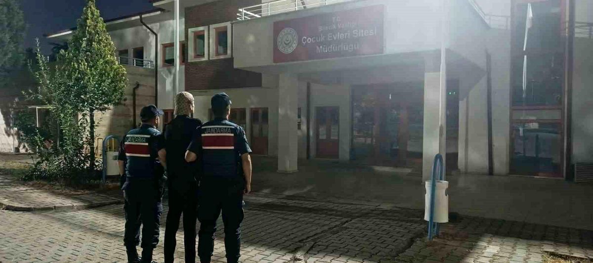 Bilecik'te ikamet izni, geçici koruma kimlik belgesi bulunmadığı halde seyahat eden 4 Suriyeli yakalandı