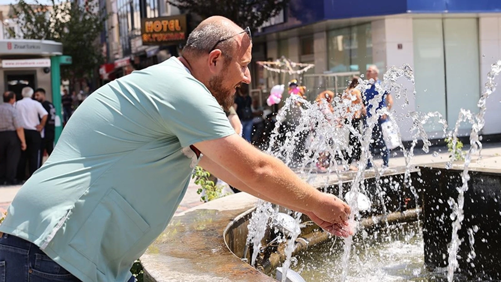 Son dakika Meteoroloji uyardı! Bu 5 şehirde 6 Temmuz Pazartesi günü hava sıcaklıkları çok yüksek!