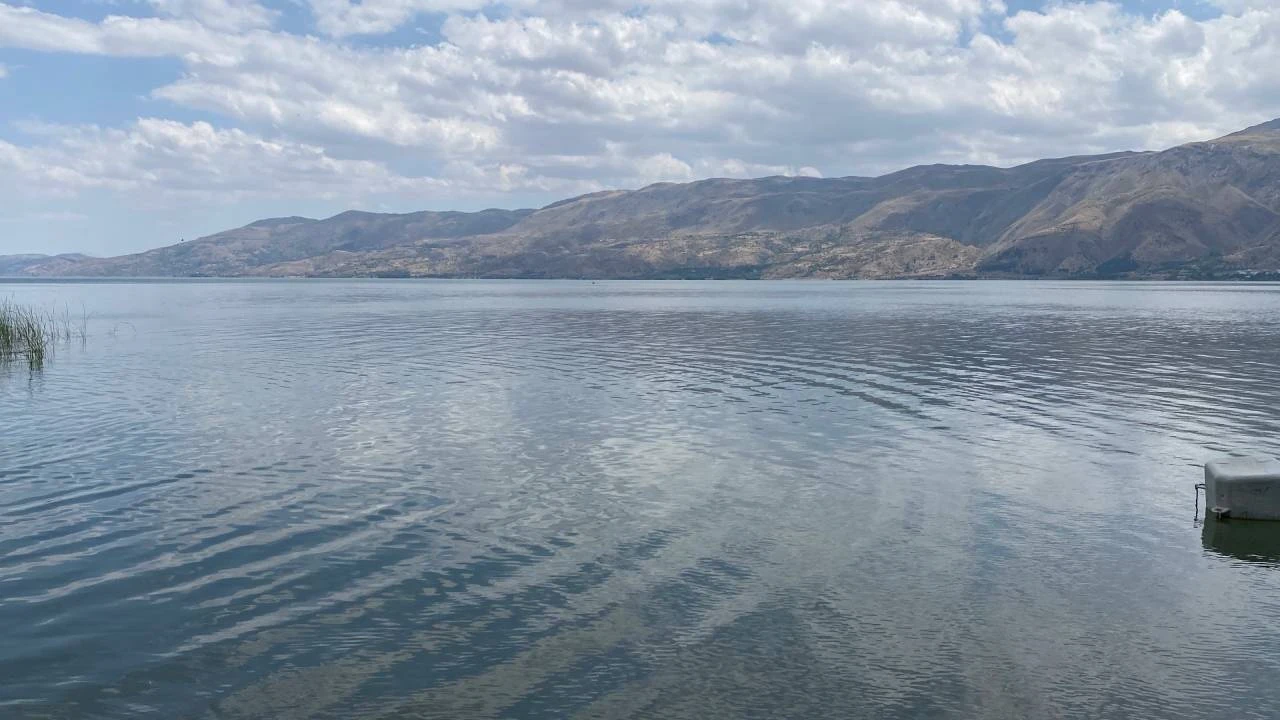 Hazar Gölü’nde tekne faciası: Felaket son anda engellendi