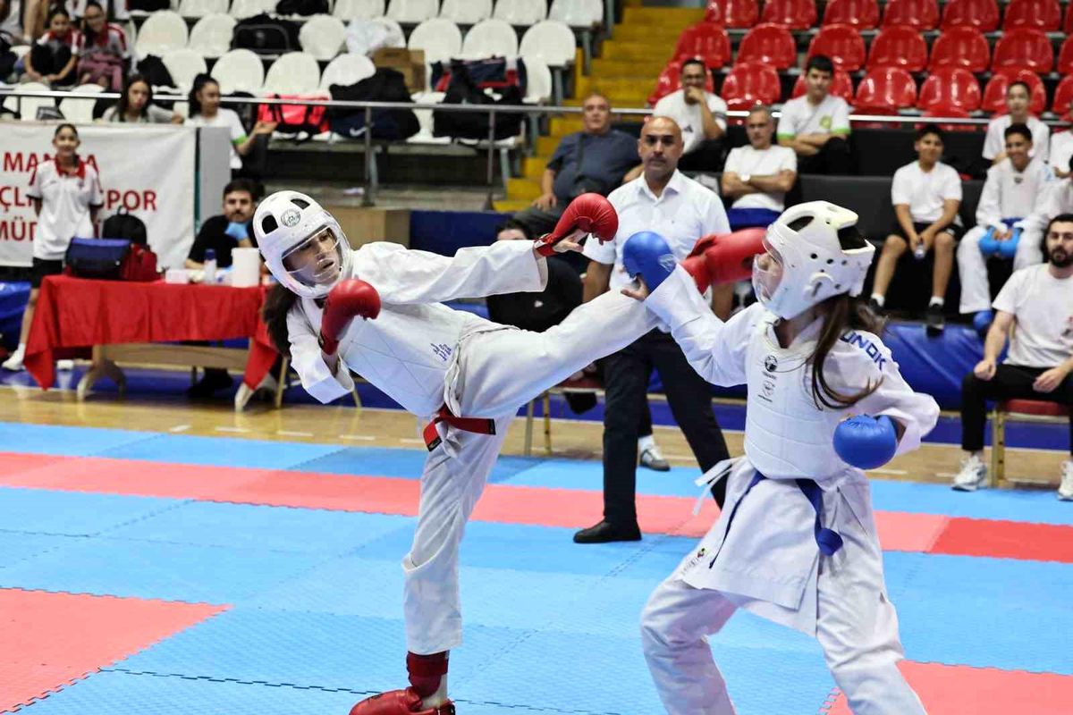 ANALİG'de karate heyecanı Manisa'da başladı