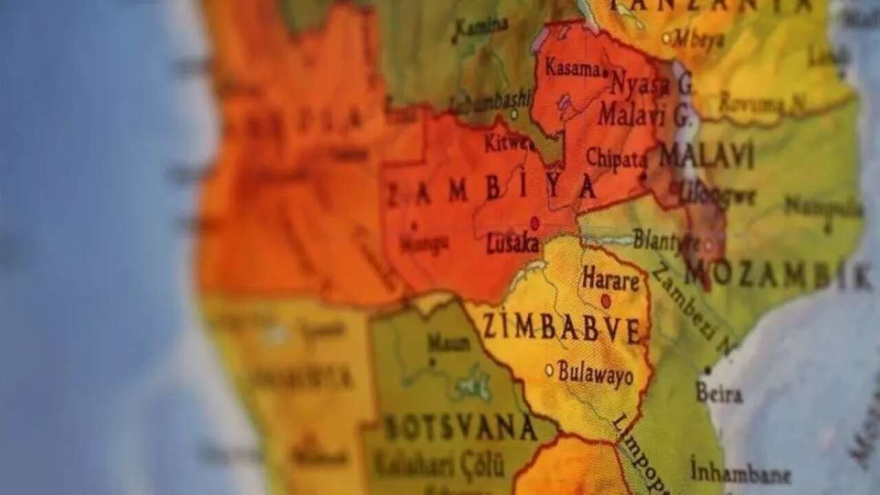 Afrika'da korkutan kaza! Zambiya Cumhurbaşkanı Yardımcısı'nı taşıyan helikopter düştü