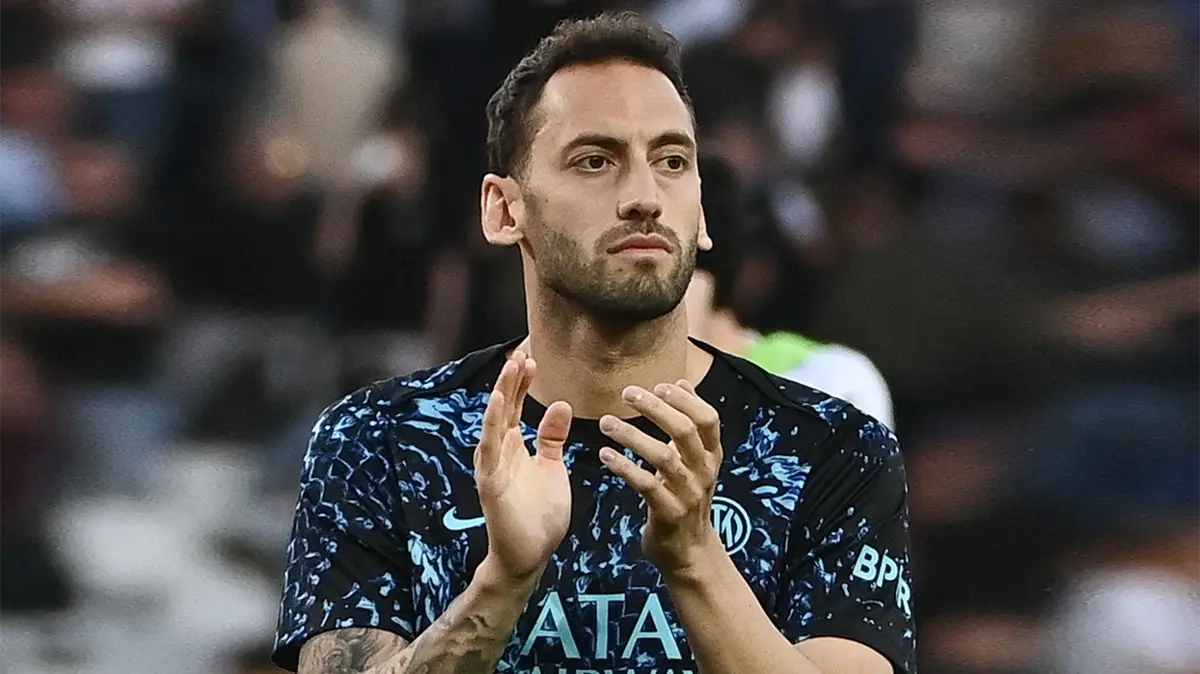 Hakan Çalhanoğlu transferinde sıcak gelişme! Fenerbahçe...