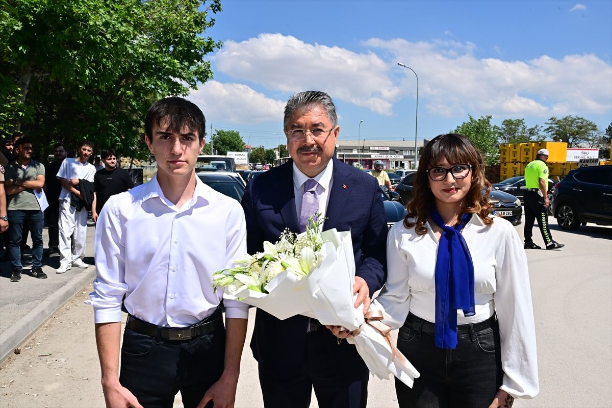 Eskişehir Valisi Yılmaz, Baksan Mesleki Eğitim Merkezi'nin açılışına katıldı