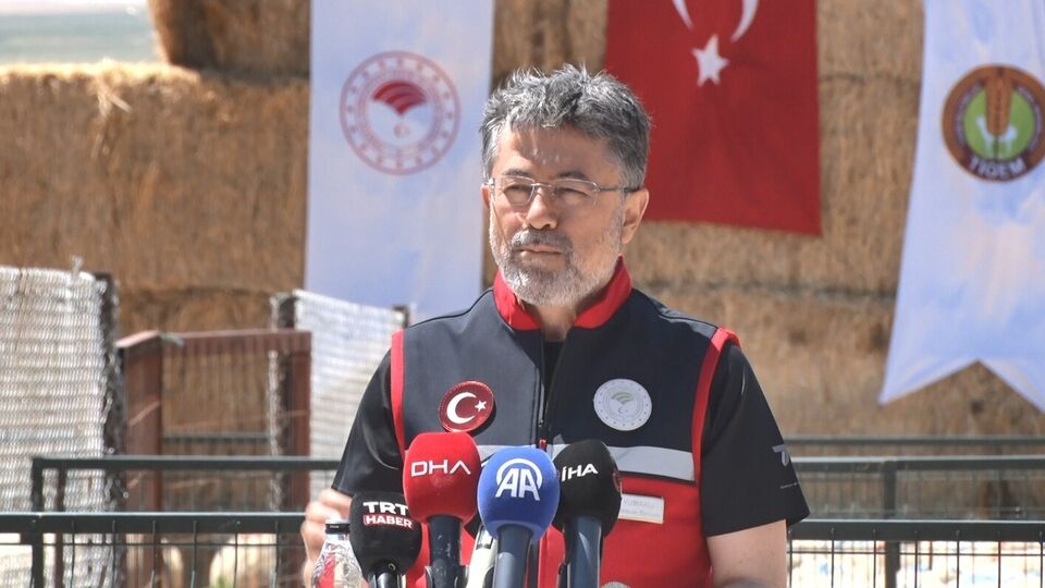 Bakan Yumaklı: 160 bin küçükbaş hayvan verilecek