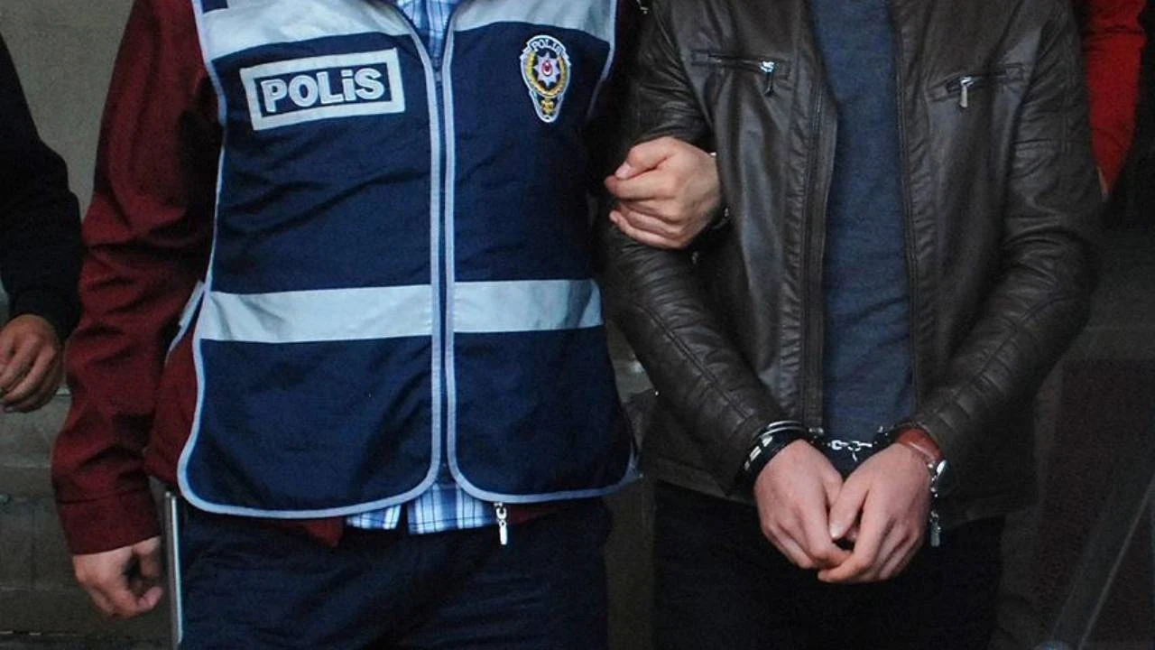 Niğde'de zehir tacirlerine operasyon: 5 şüpheli tutuklandı