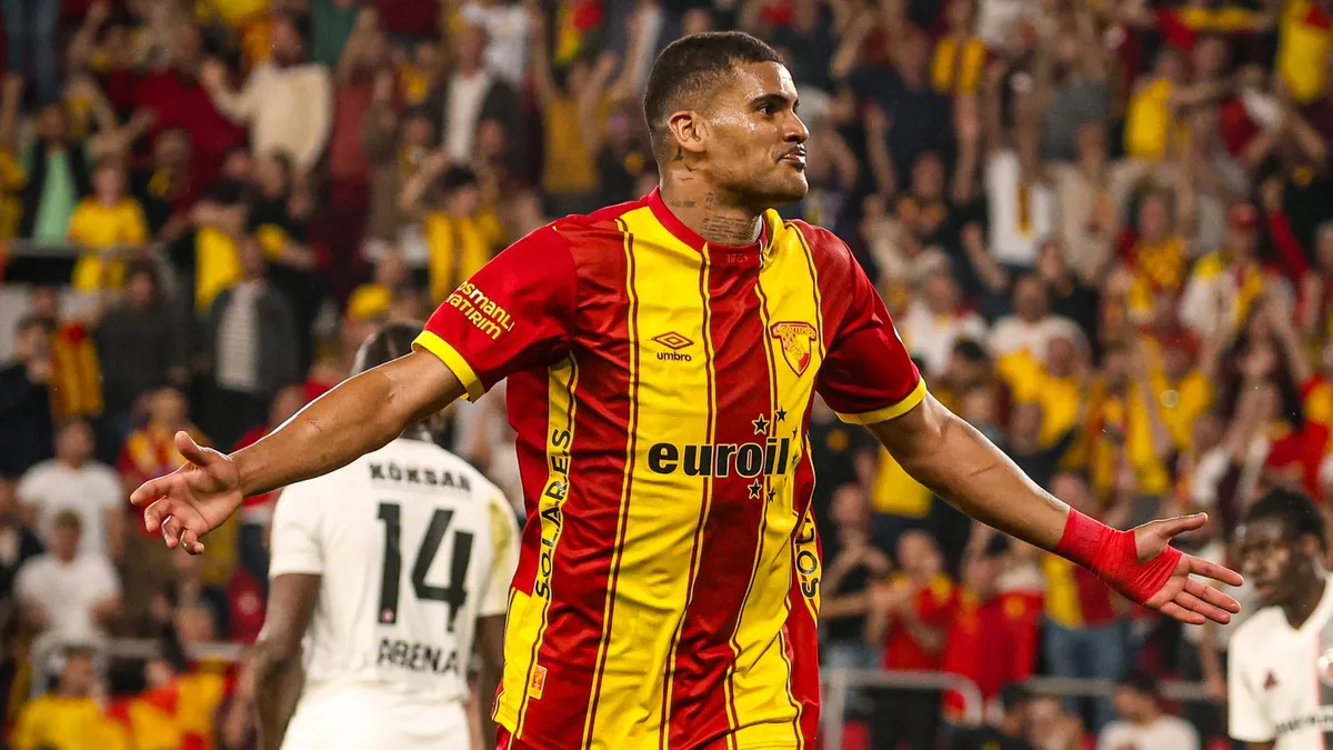 Jeh, Göztepe’den ayrıldı! Sırbistan’a gitti