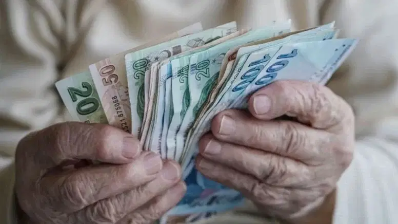 Emekli maaşı zam farkı ödemeleri yattı mı? SSK, Bağ-Kur emekli maaş zam farkları hangi tarihte hesaplara yatırılacak?