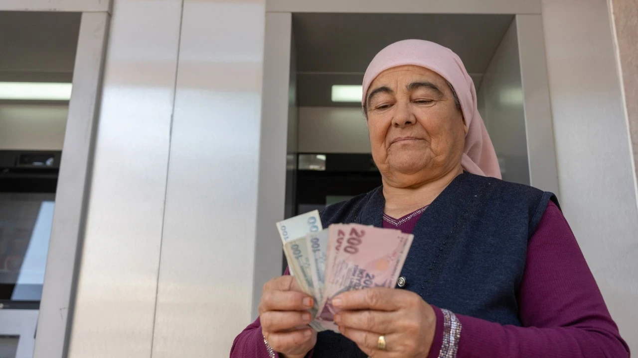 Bankaların emekli yarışı kızıştı! İşte Haziran ayında en yüksek promosyon veren banka