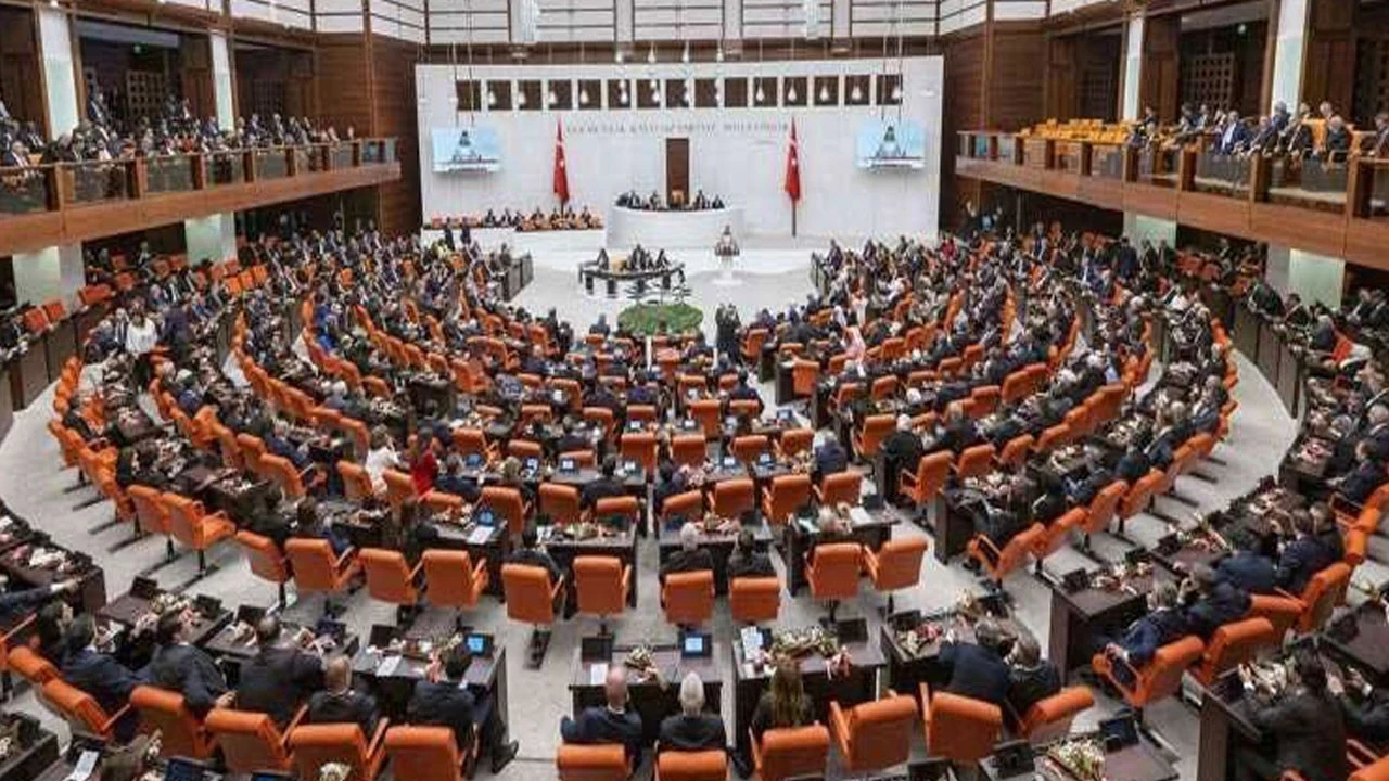 TBMM'de dokunulmazlıklar nasıl kaldırılıyor? Süreç nasıl işliyor?