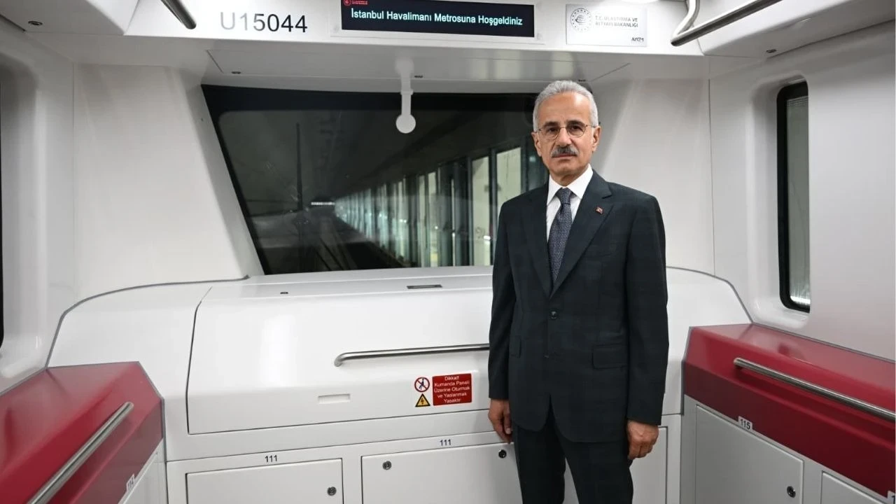 Bakan Uraloğlu duyurdu! Halkalı - Gayrettepe arası 57 dakikaya düşecek