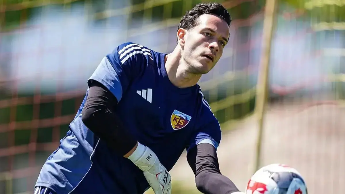 Onurcan Piri, Kayserispor'a veda etti